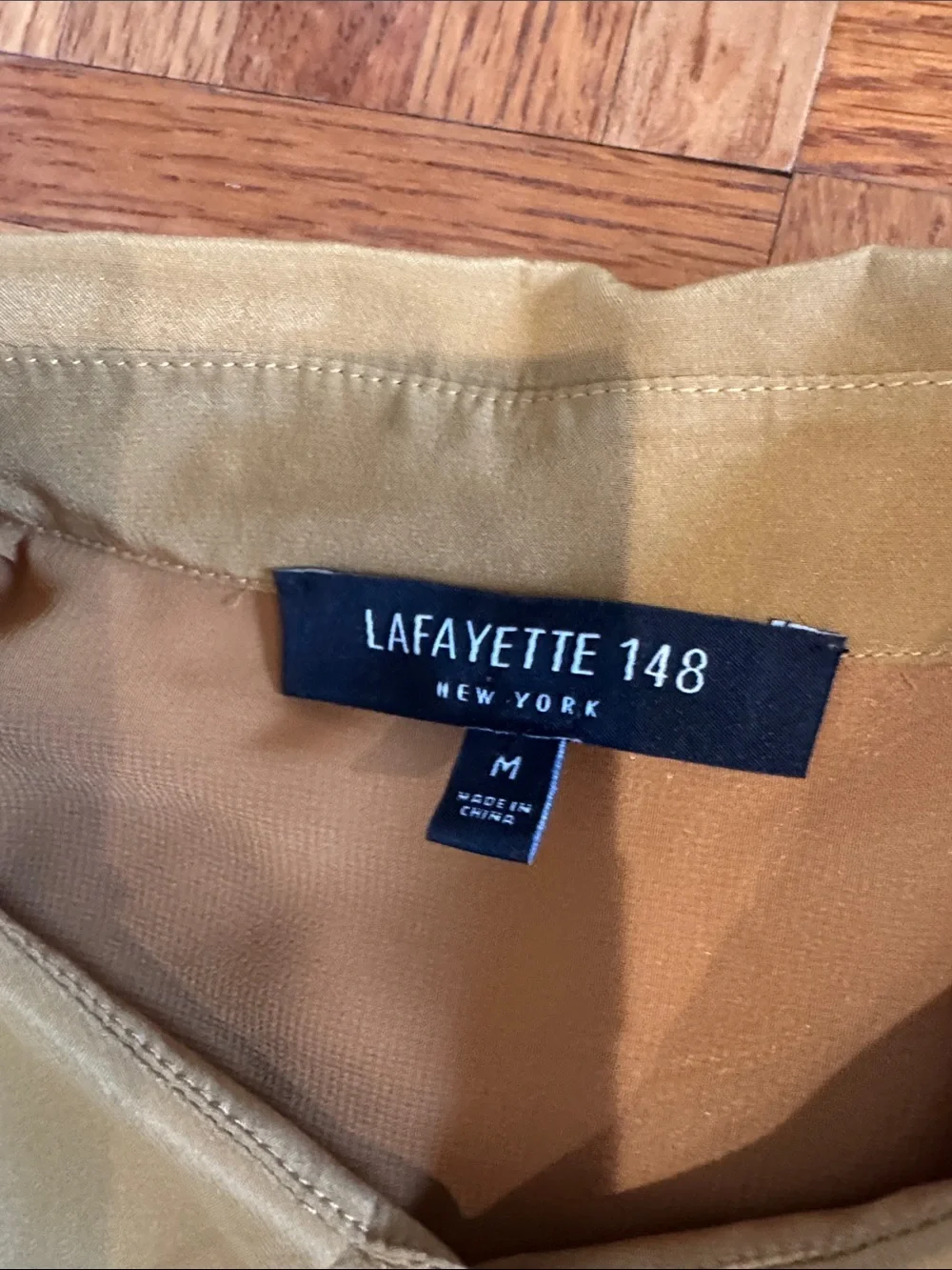 Lafayette 148 New York 100% silk Long-Sleeve Button-Up Shirt with Piping bedazzl - Picture 4 of 4